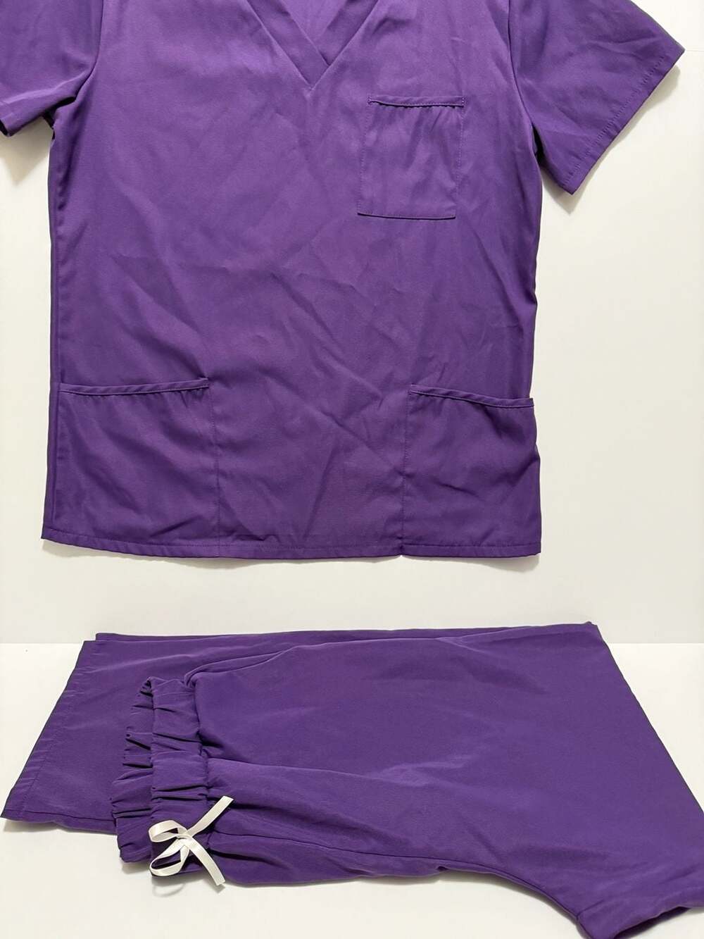 Unisex Purple V-Neck Scrub Set with Drawstring Pants Size M 100% Polyester